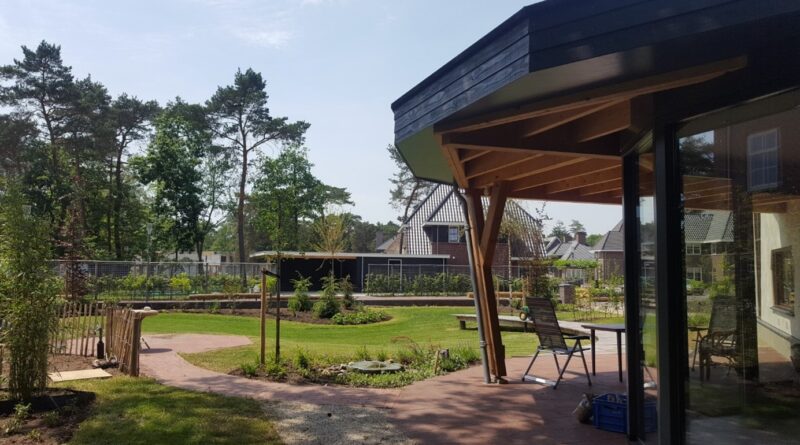 Energetische tuin ontworpen door Wim Lips, Villa Kerckebosch in Zeist